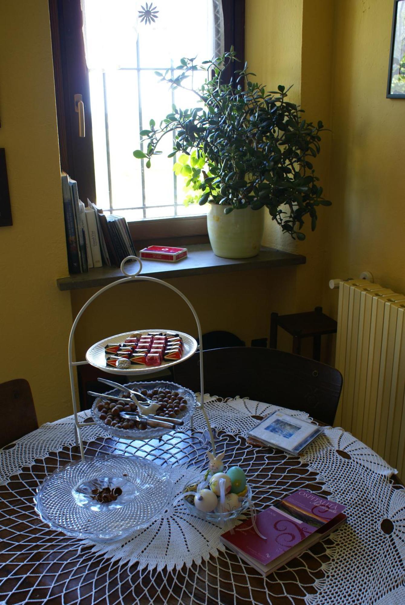 Casa Branzele Bed & Breakfast Trezzo Tinella Dış mekan fotoğraf