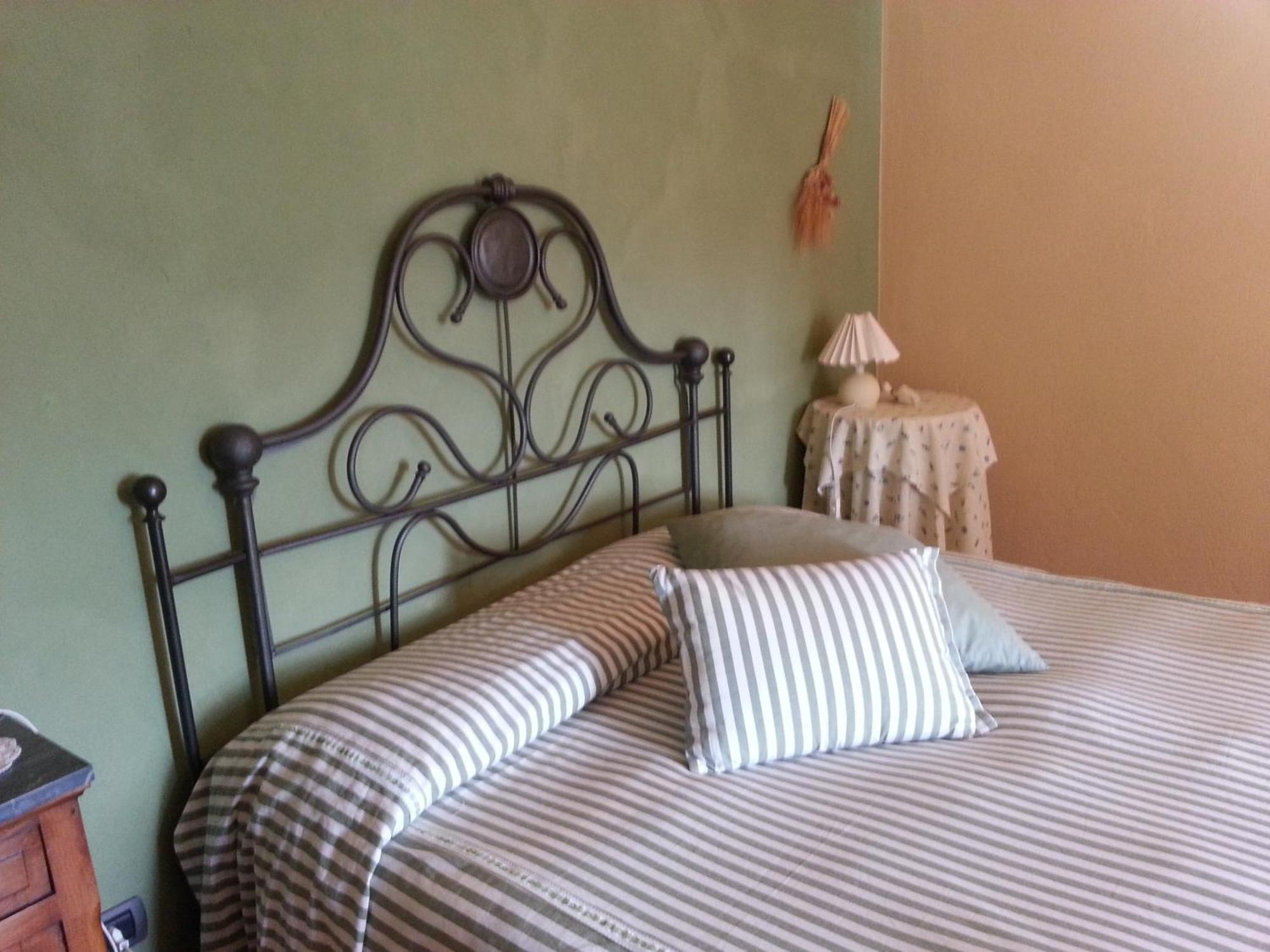 Casa Branzele Bed & Breakfast Trezzo Tinella Oda fotoğraf