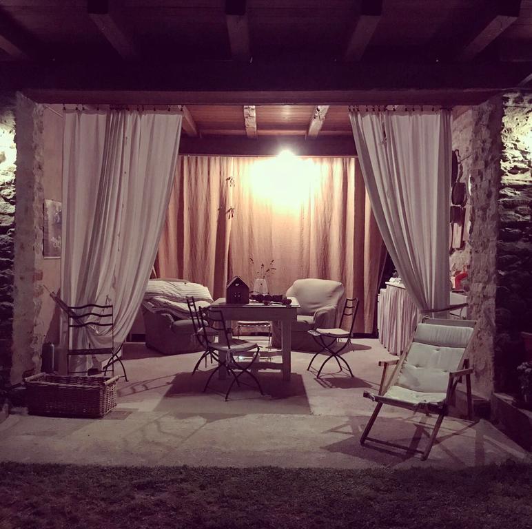 Casa Branzele Bed & Breakfast Trezzo Tinella Dış mekan fotoğraf