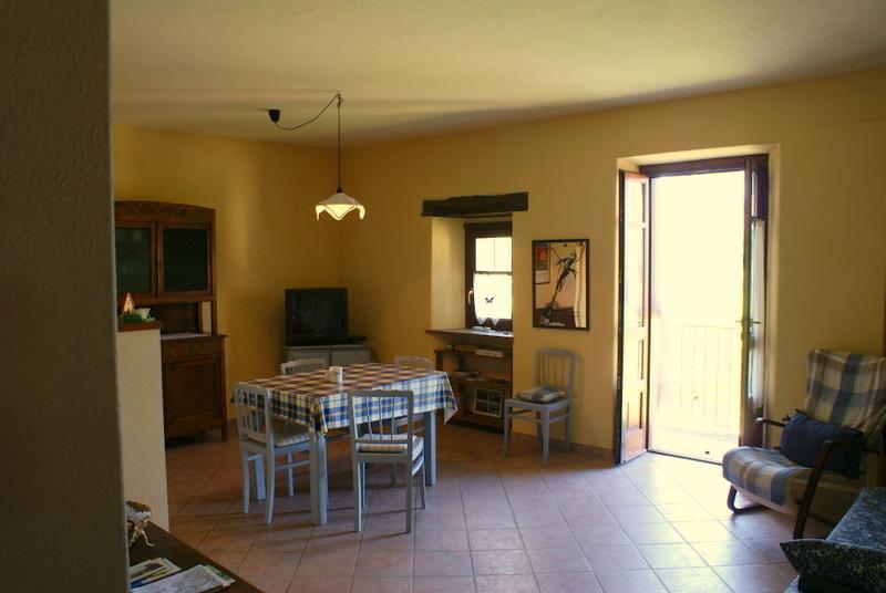 Casa Branzele Bed & Breakfast Trezzo Tinella Dış mekan fotoğraf